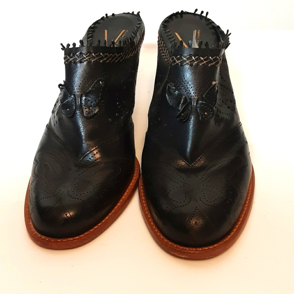 V Vince‎ Camuto Butterfly Western Mules Heel